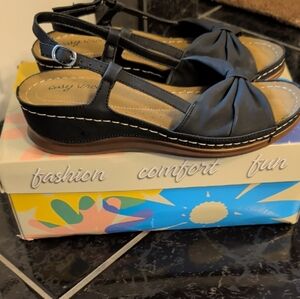 Easy Street Women's Dark Blue Wedge Sandals